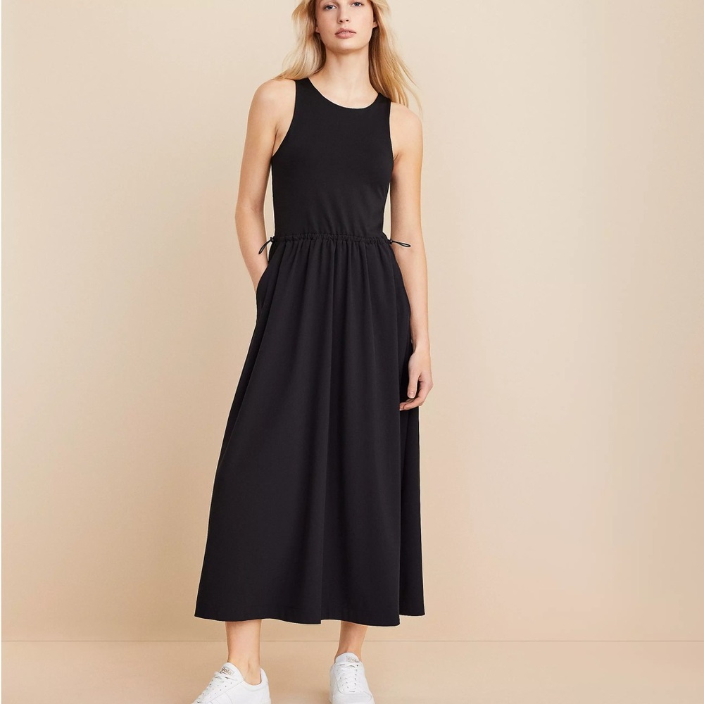 Lou & Grey Side Bungee Pocket Midi Dress